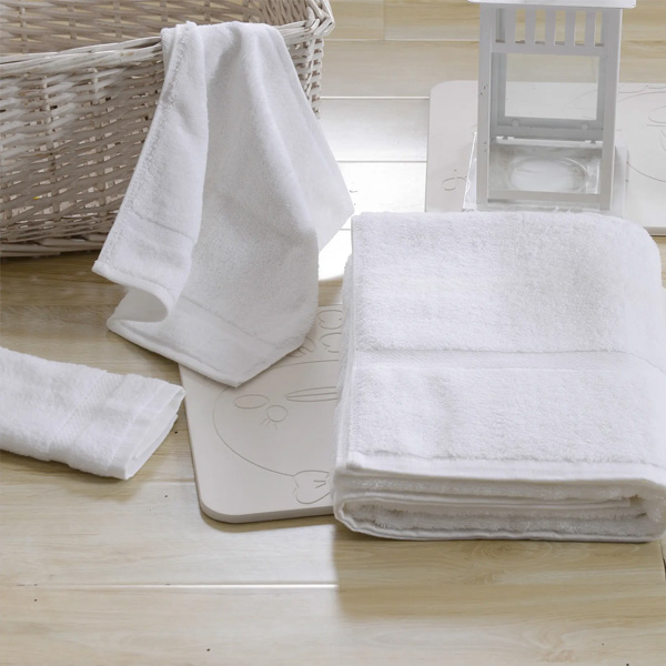 
		全自動衛生隔離式洗脫機
	(圖14)