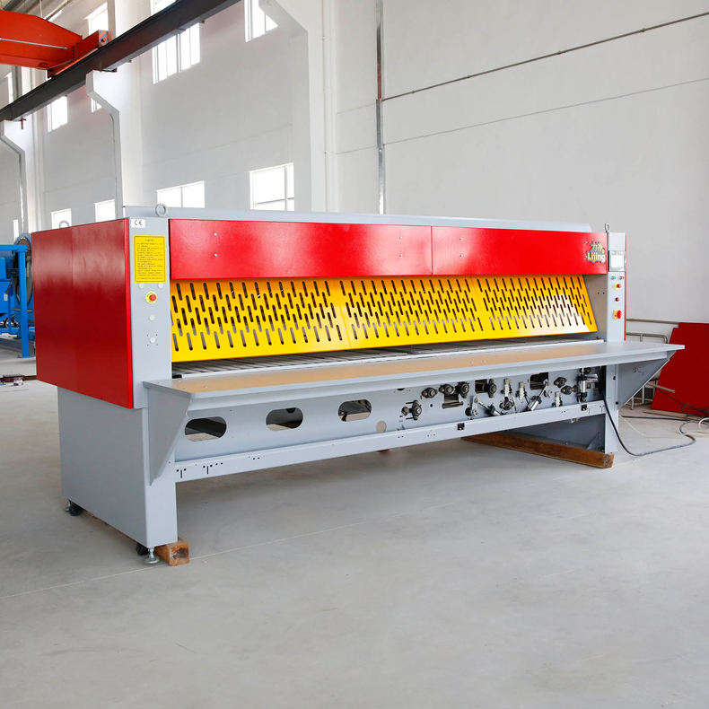 
		布草折疊機是有哪些結構組成？
		