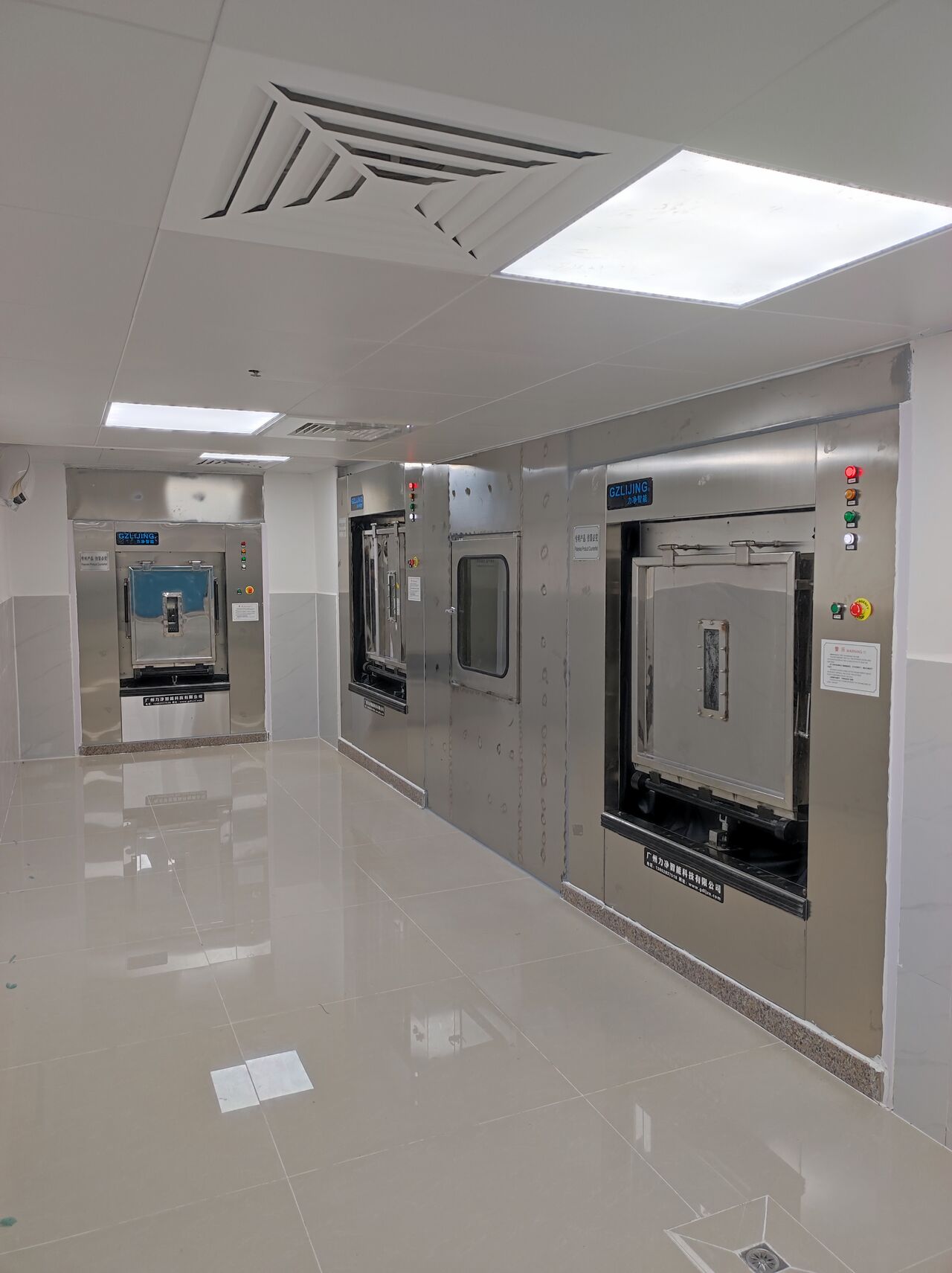 醫院衛生標準專用工業洗衣機，潔凈更放心